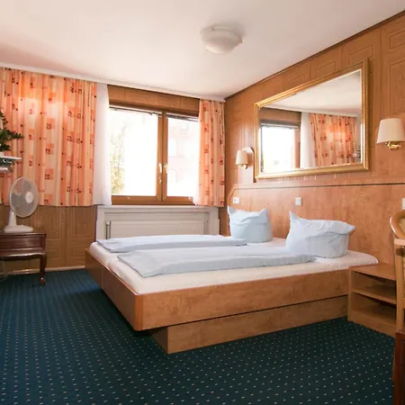 Zur Traube Hotel